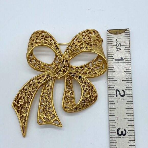 Vtg Large 3" Gold-Tone Filigree Bow Ribbon Brooch Statement Pin 1928 Jewelry Co - Picture 3 of 8